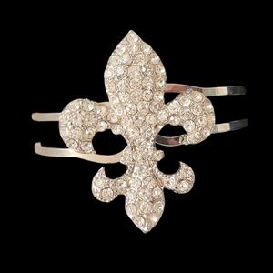So GoodLadies Fashion Statement Bracelet Cuff